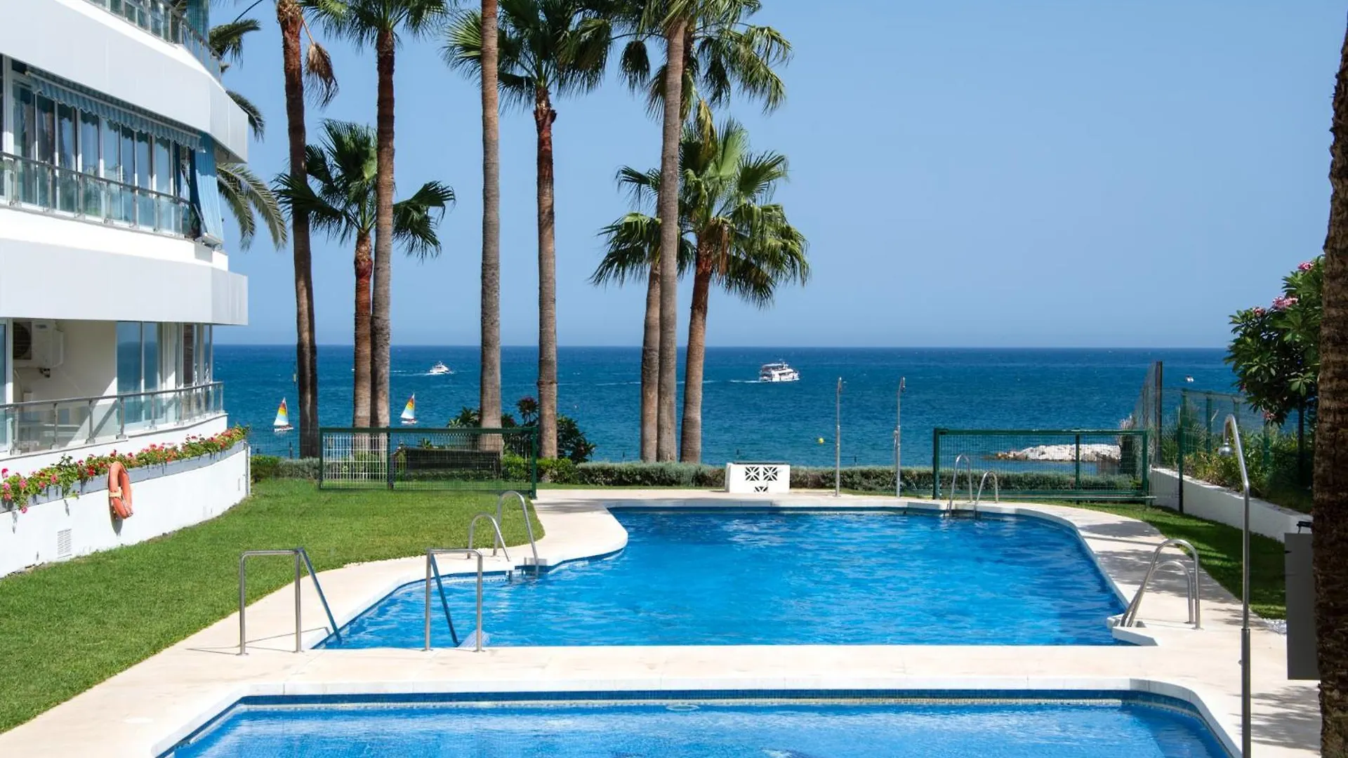 Luxury Frontline Beach Apartment With Sea View Benalmadena Spain