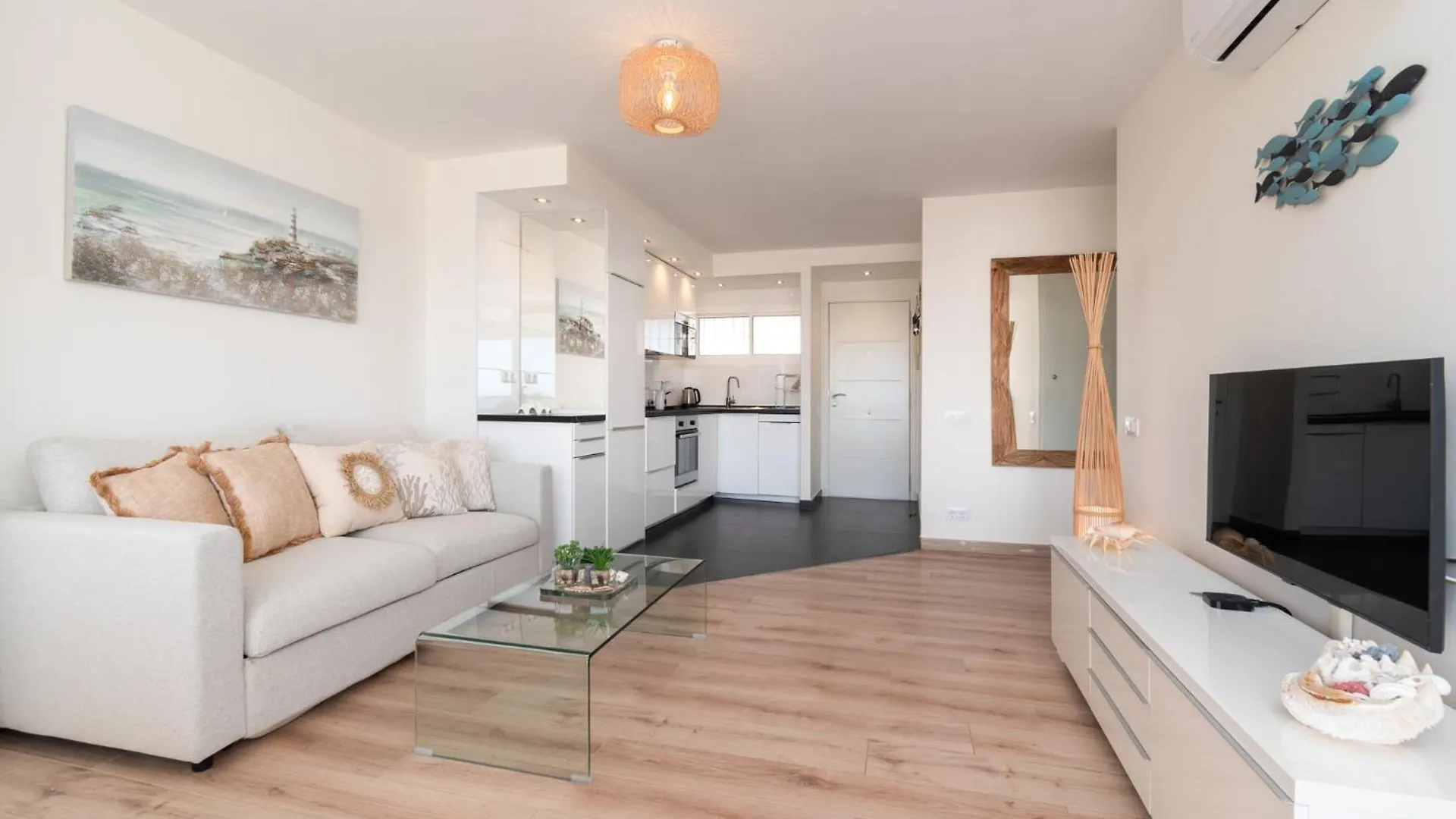 Luxury Frontline Beach Apartment With Sea View Benalmadena