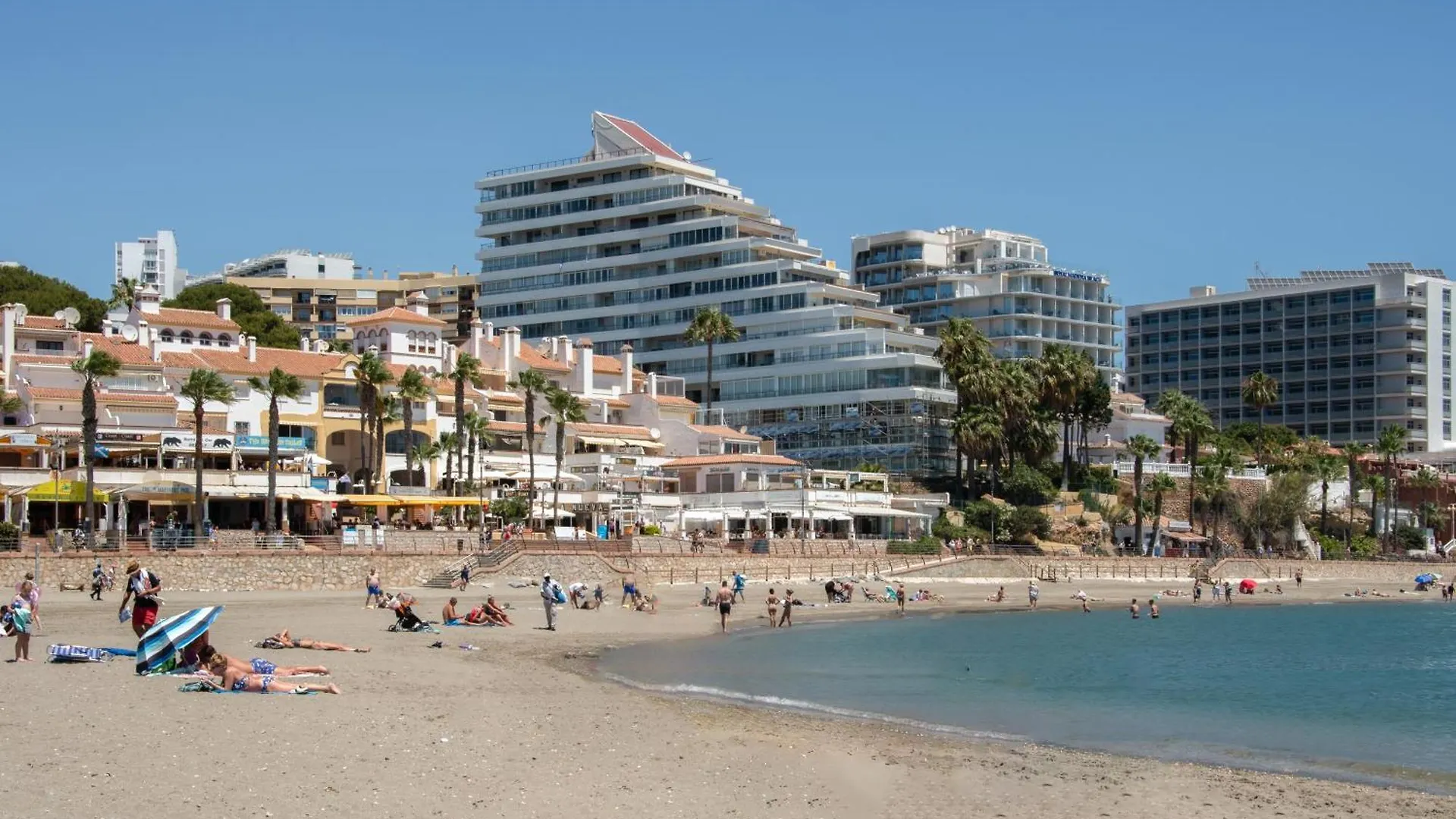 Luxury Frontline Beach Apartment With Sea View Benalmadena