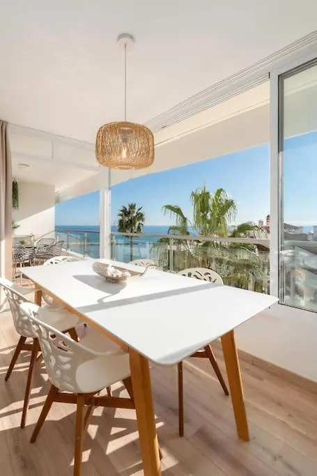 Luxury Frontline Beach Apartment With Sea View Benalmadena